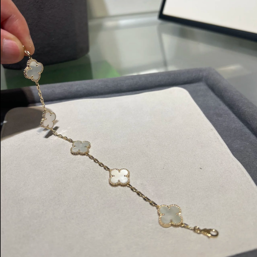 18K Vintage Alhambra Five Motifs Pearl Bracelet