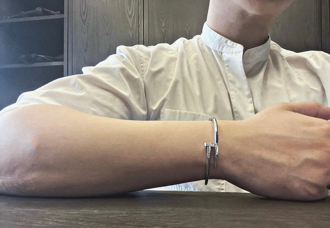 Juste Un Clou Bracelet