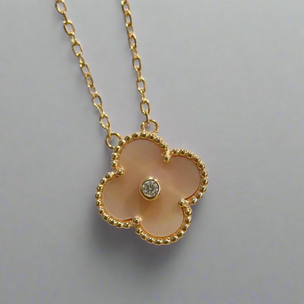 Sweet Alhambra Clover Necklace