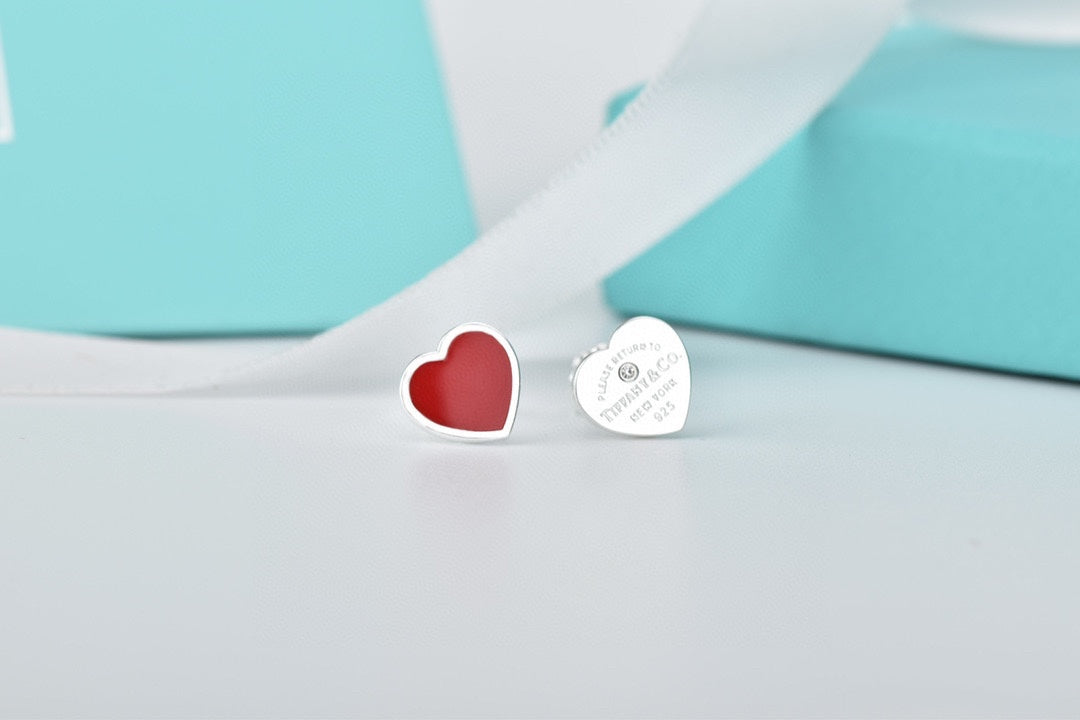 18K Return to T Heart Earrings