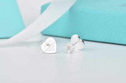 18K Return to T Heart Earrings
