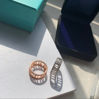 18K T Atlas Diamond Ring